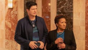 Assistir - The Other Two – S03E05 – Cary e Brooke vão a uma peça sobre AIDS - Episódio Online